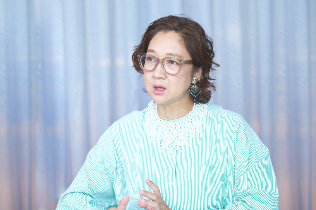 目の症状について語る虻川美穂子さん